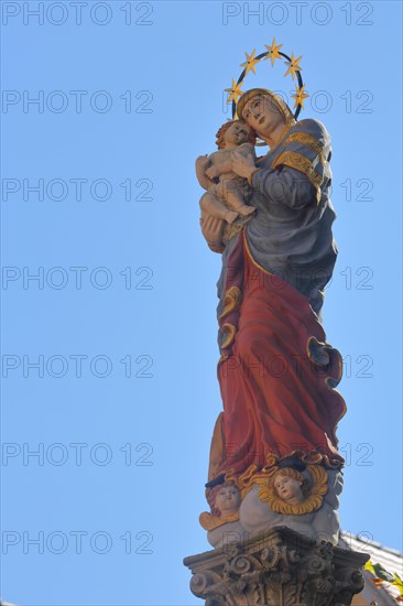 Madonna figure with halo and baby Jesus at the Marian column