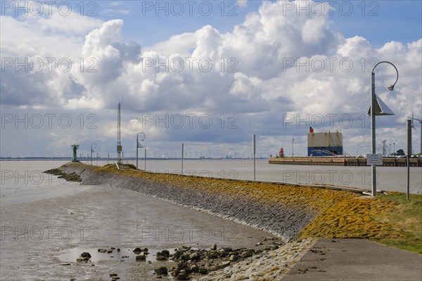 Lighthouse at the east pier