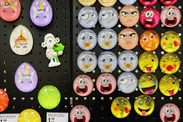 Magnet emojis