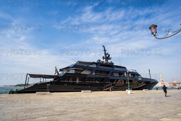 Superyacht Main on the Riva San Biagio