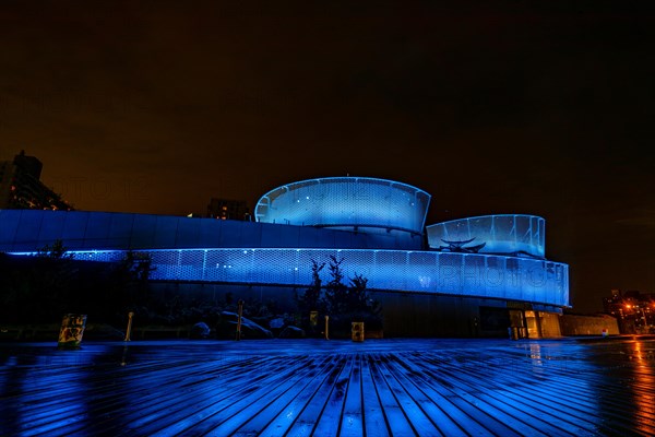 View on the new New York Aquarium building from the Riegelmann Boardwak in Brooklyn