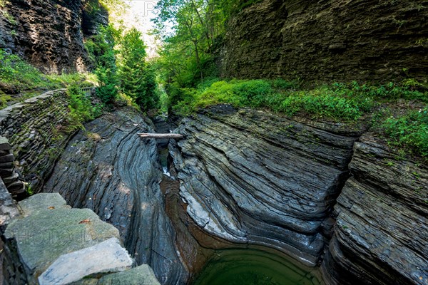 Watkins Glen State Park: Gorge Trail entrance and tunnel