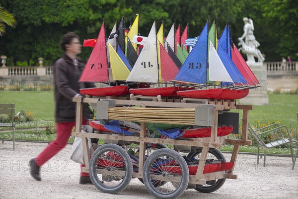 Sailboats for children to rent in the Tuileries Garden