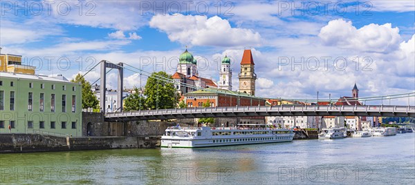 Prinzregent-Luitpold Bridge over the Danube in Passau