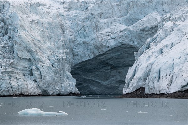 Glacier cave