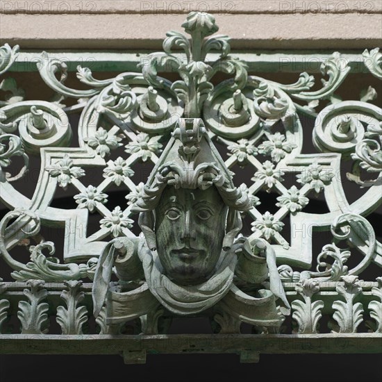 Detail