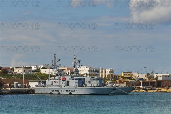 Grey boats of the Financial Police