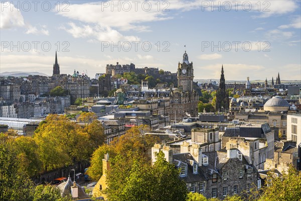 View from Calton Hill of the historic Old Town with the Edinburgh Castel