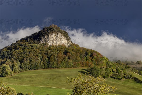 Wisner Flueh in autumn with fog rolling in