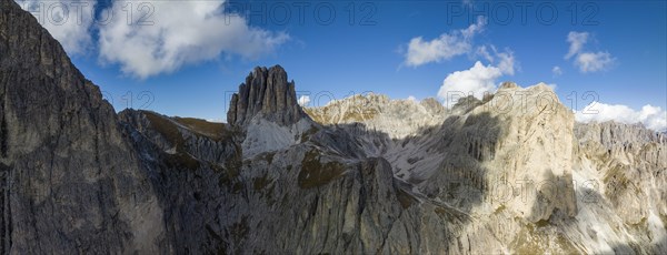 Rose garden Massif with Tscheiner Peak