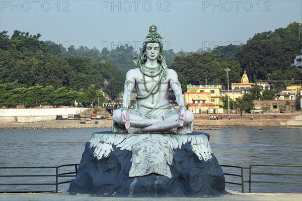 God Shiva statue in Rishikesh