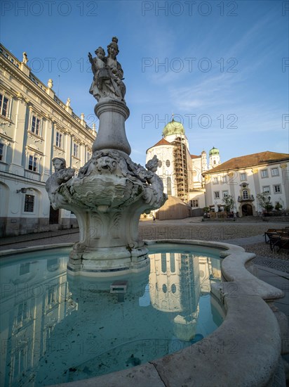 Residenzplatz with Wittelsbacher fountain