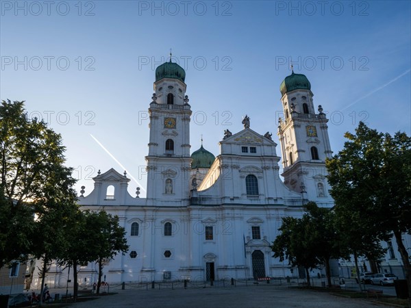 St. Stephen's Cathedral in the morning light