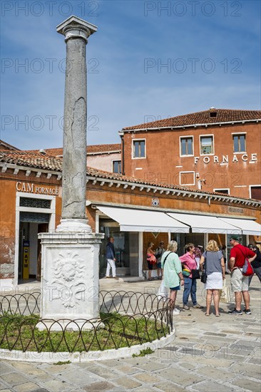 Column on Piazzale Colonna