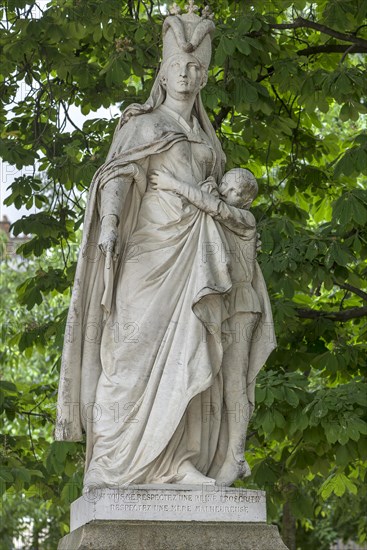 Sculpture by Marguerite D'Anjou