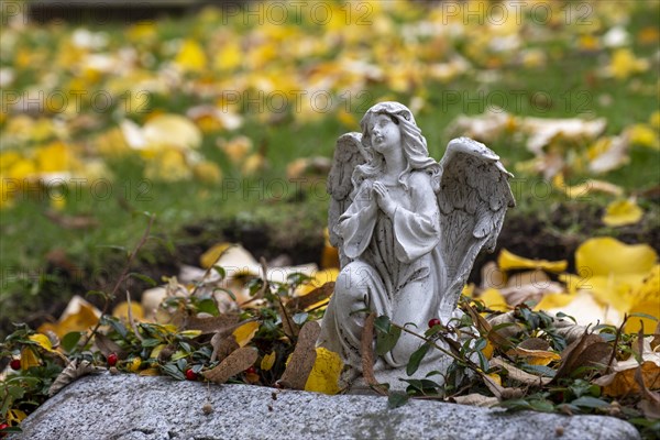Angel figure on a grave