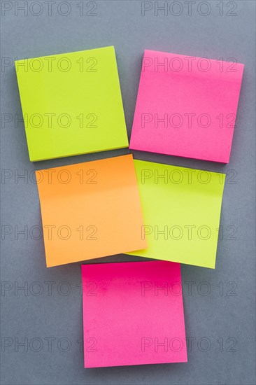 Five post its