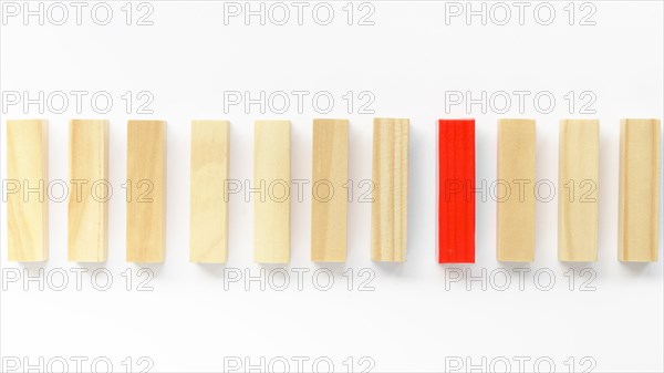 Pack wooden bricks red one