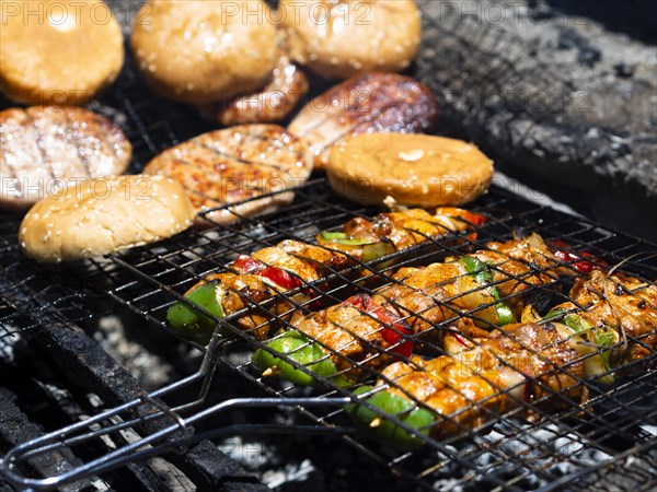 Vegetable meat frying coal