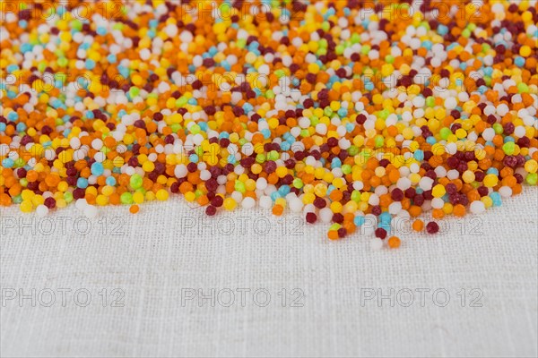 Small beads scattered table