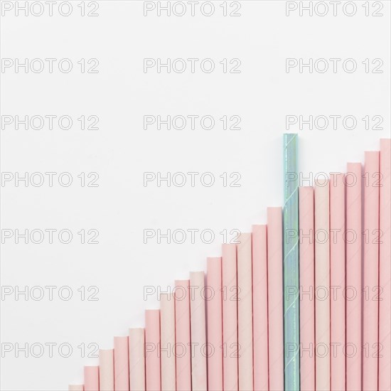 Arrangement paper straws individuality concept