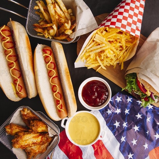Big fast food composition