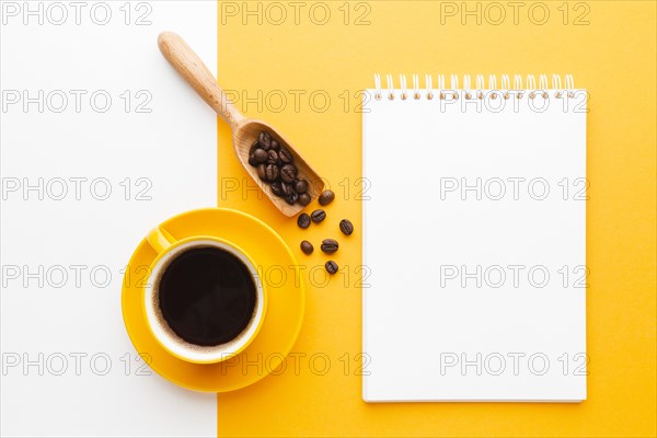 Cup coffee table with mock up