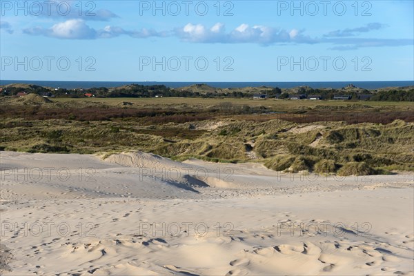 Travelling dune