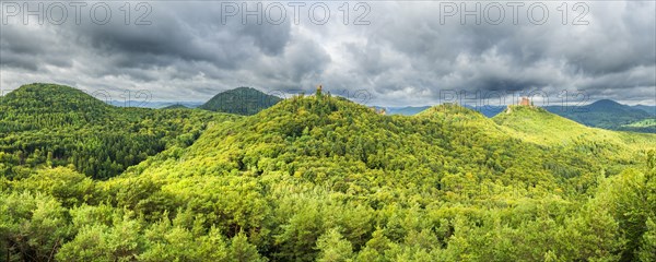 Slevogtfelsen with panoramic view on castle of Trifels