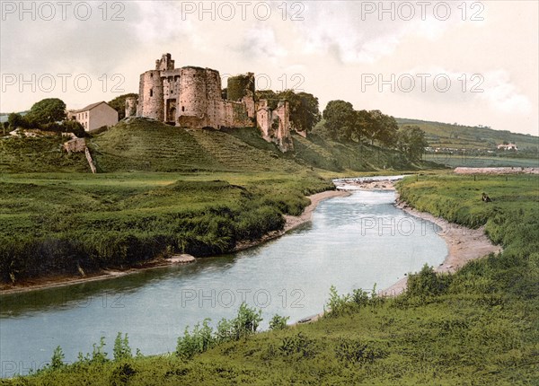 Kidwelly Castle