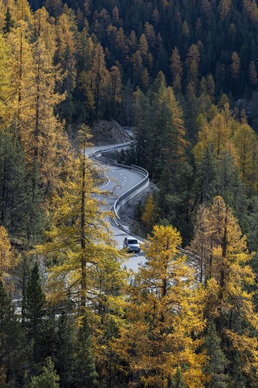 Car on the Ofenpass road