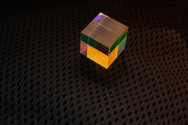 Optical glass cube Light dispersion