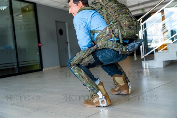 Mechanical military exoskeleton to help soldiers and military in their work