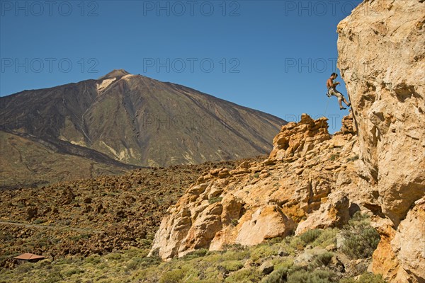 Climbers at the Piedras Amarillas