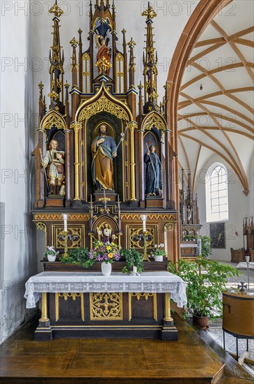 Side altar