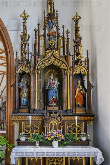 Side altar