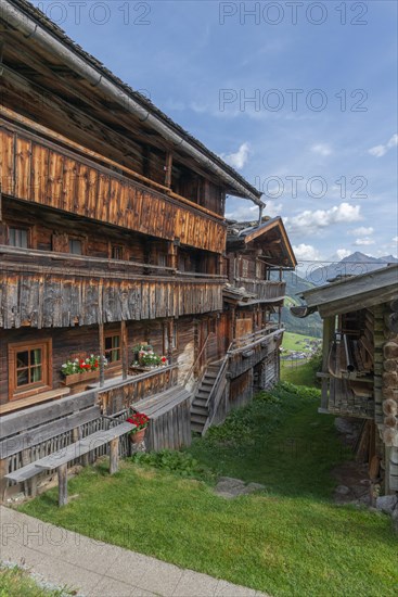 Historic farmhouses in the hamlet of Gemais