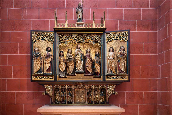 Gothic retable