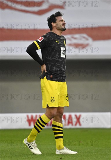 Mats Hummels Borussia Dortmund BVB with pain