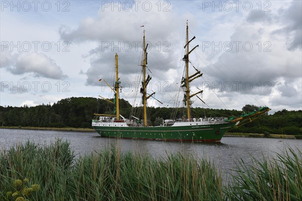 Sailing ship Alexander von Humboldt II in the Kiel Canal