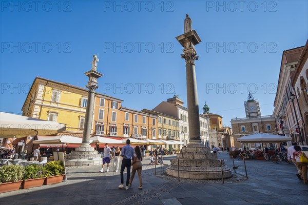 Venetian columns in Piazza del Popolo