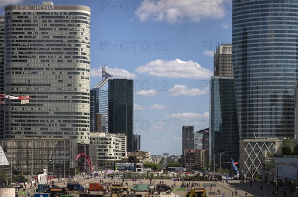 La Defence