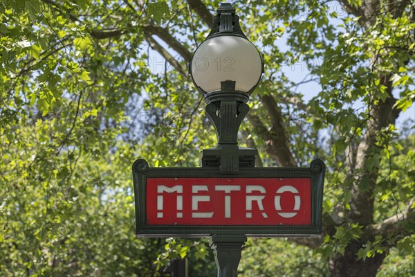 Metro sign at a station