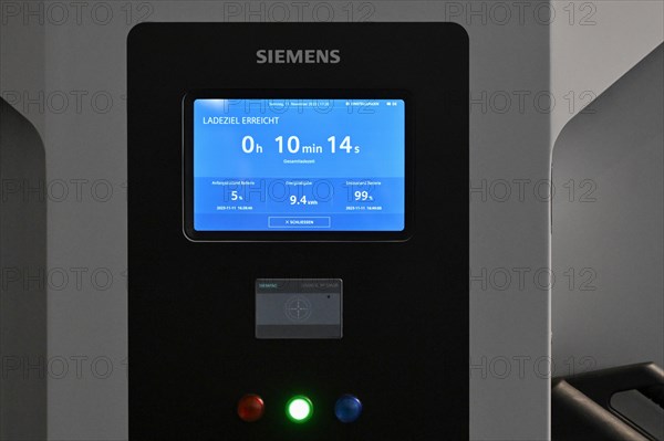 Siemens charging station Sicharge lorry electric vehicles