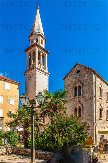 Sv Ivan Krstitelja with Proof Palace in the old town centre of Budva