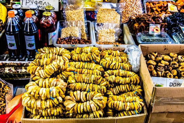 Dried figs