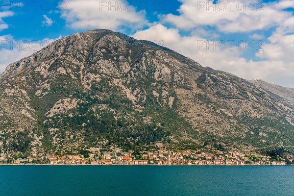 The former seafaring centre of Perast with its magnificent buildings and two beautiful offshore islands