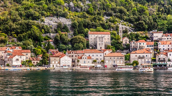 The former seafaring centre of Perast with its magnificent buildings and two beautiful offshore islands