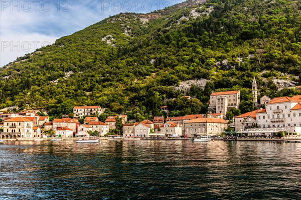 The former seafaring centre of Perast with its magnificent buildings and two beautiful offshore islands