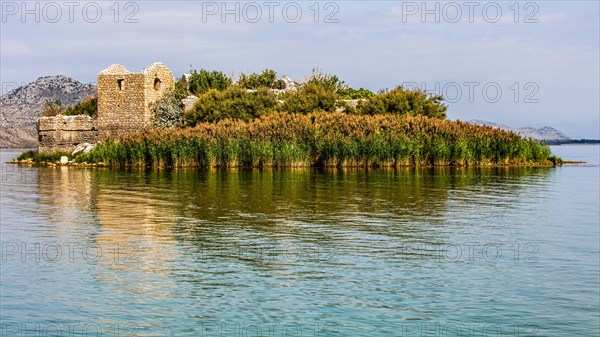 Natural paradise and national park Lake Scutari